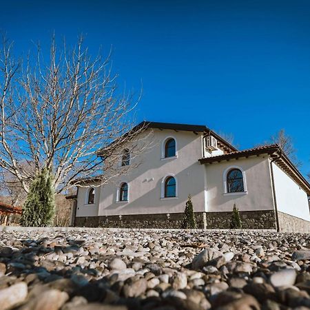 Lazar Winery Tourism B&B Rosoman Bagian luar foto